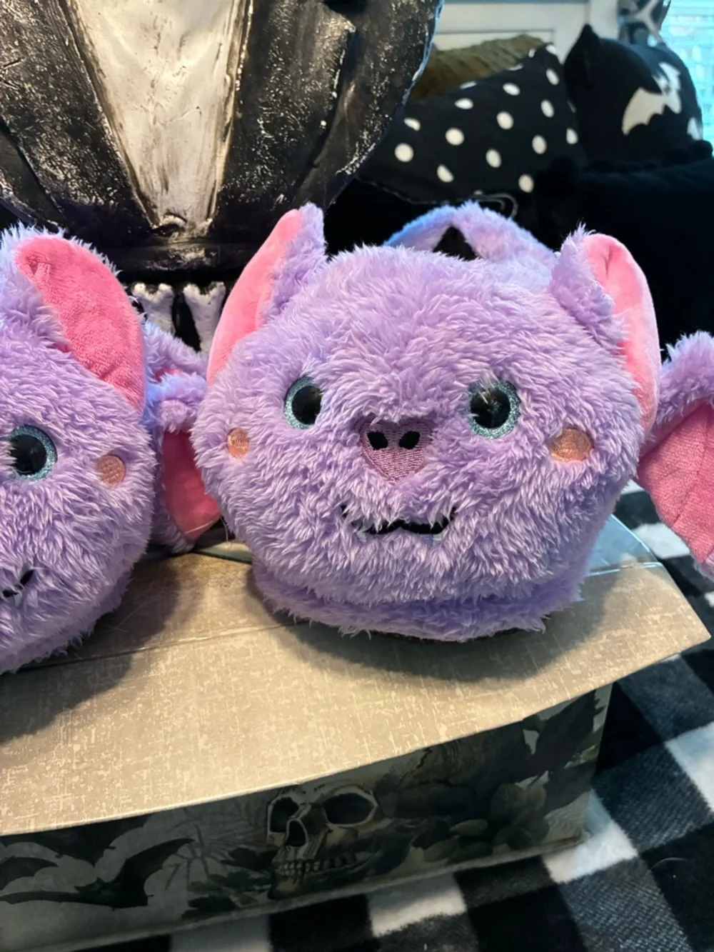Dolls kill Plush Purple Bat Slippers - Cute Halloween Kawaii NWOT size 8 - Picture 3 of 8